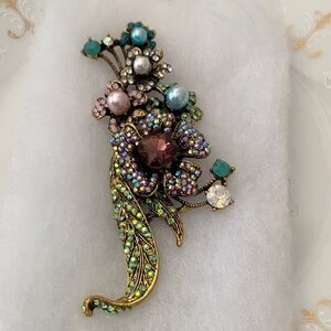 Elegant Multicolor Floral Brooch